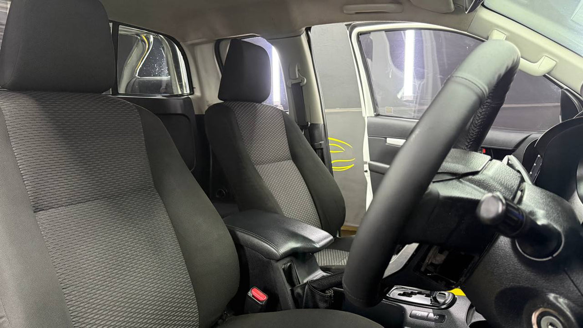 Toyota - Hilux - 2.4GD-6 Xtra Cab SRX Auto