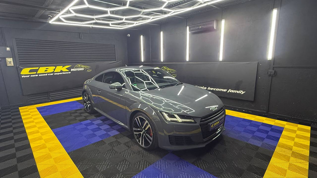 Audi - TT - Coupe 2.0TFSI