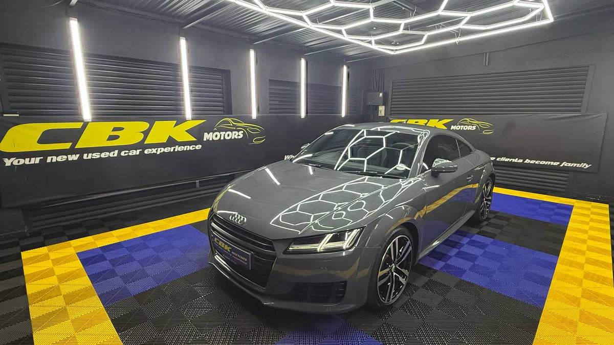 Audi - TT - Coupe 2.0TFSI