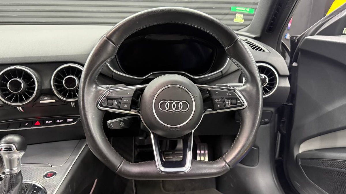 Audi - TT - Coupe 2.0TFSI Quattro