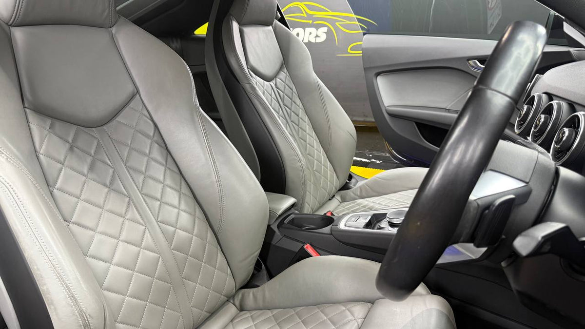 Audi - TT - Coupe 2.0TFSI Quattro