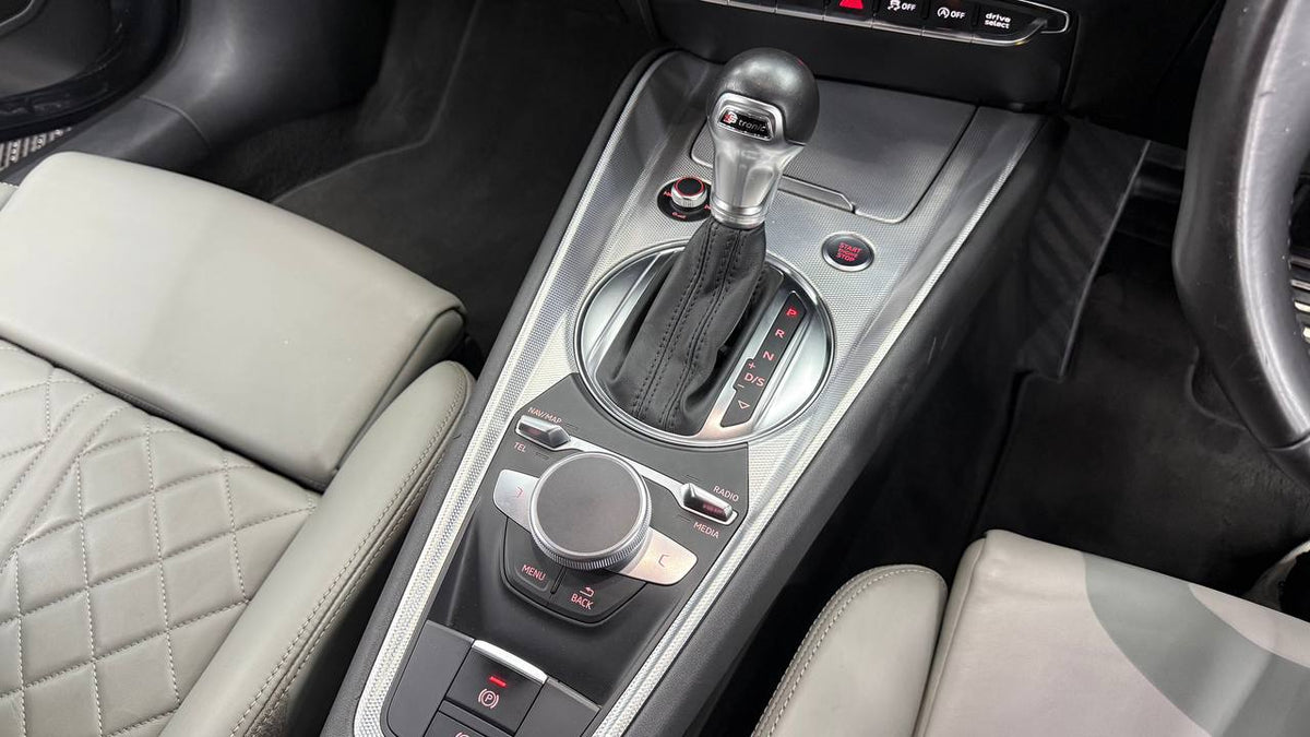 Audi - TT - Coupe 2.0TFSI Quattro