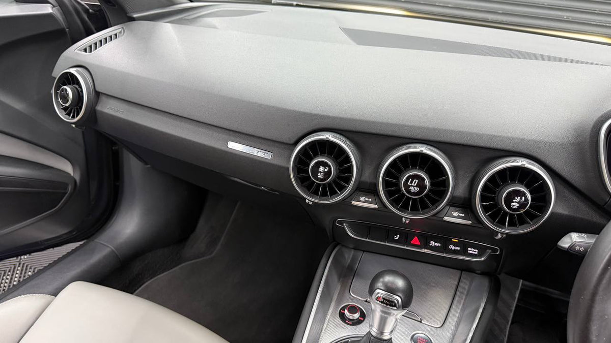 Audi - TT - Coupe 2.0TFSI Quattro