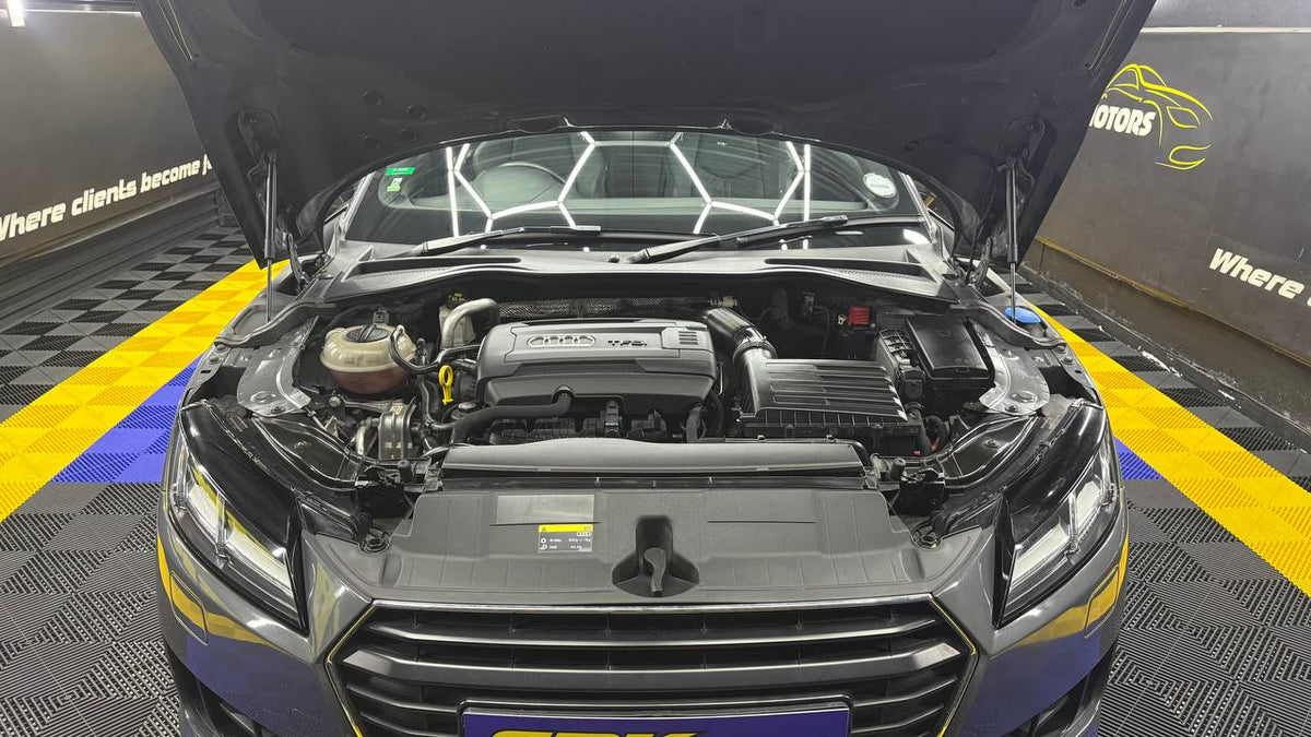 Audi - TT - Coupe 2.0TFSI Quattro