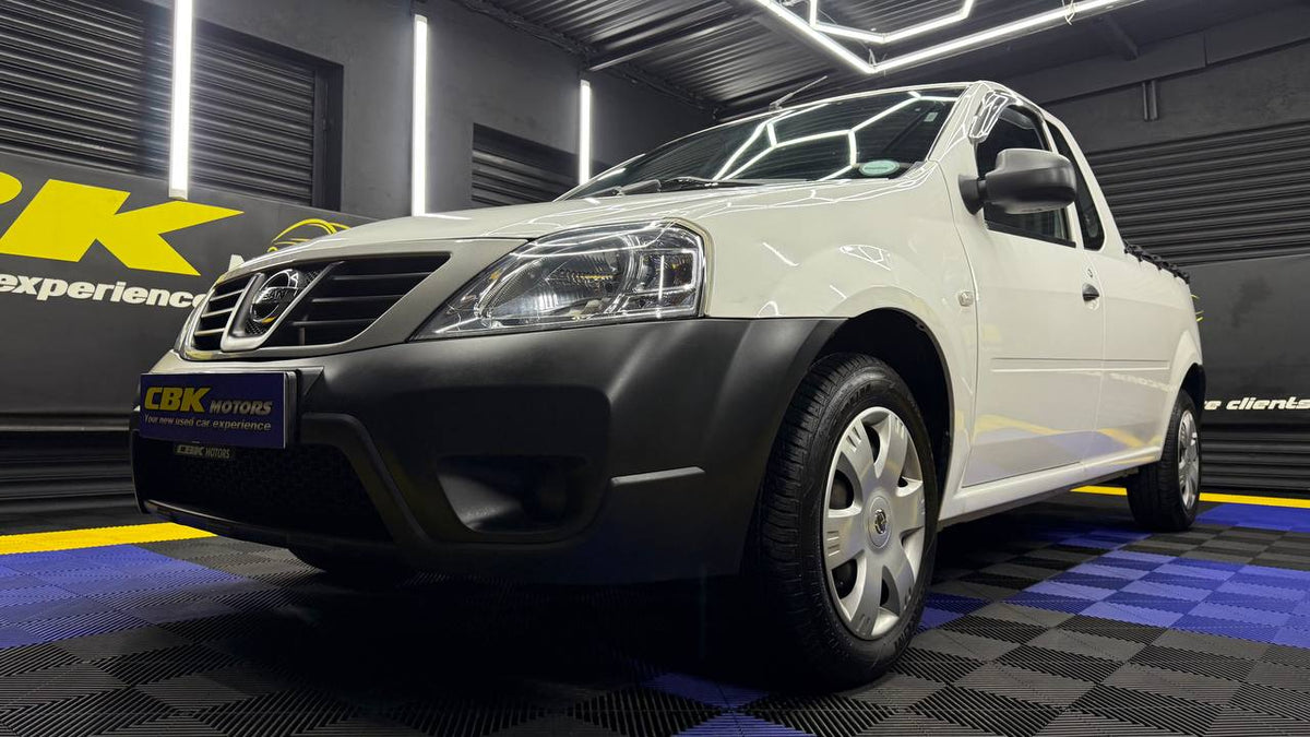 Nissan - NP200 - 1.6i (Aircon) Safety Pack