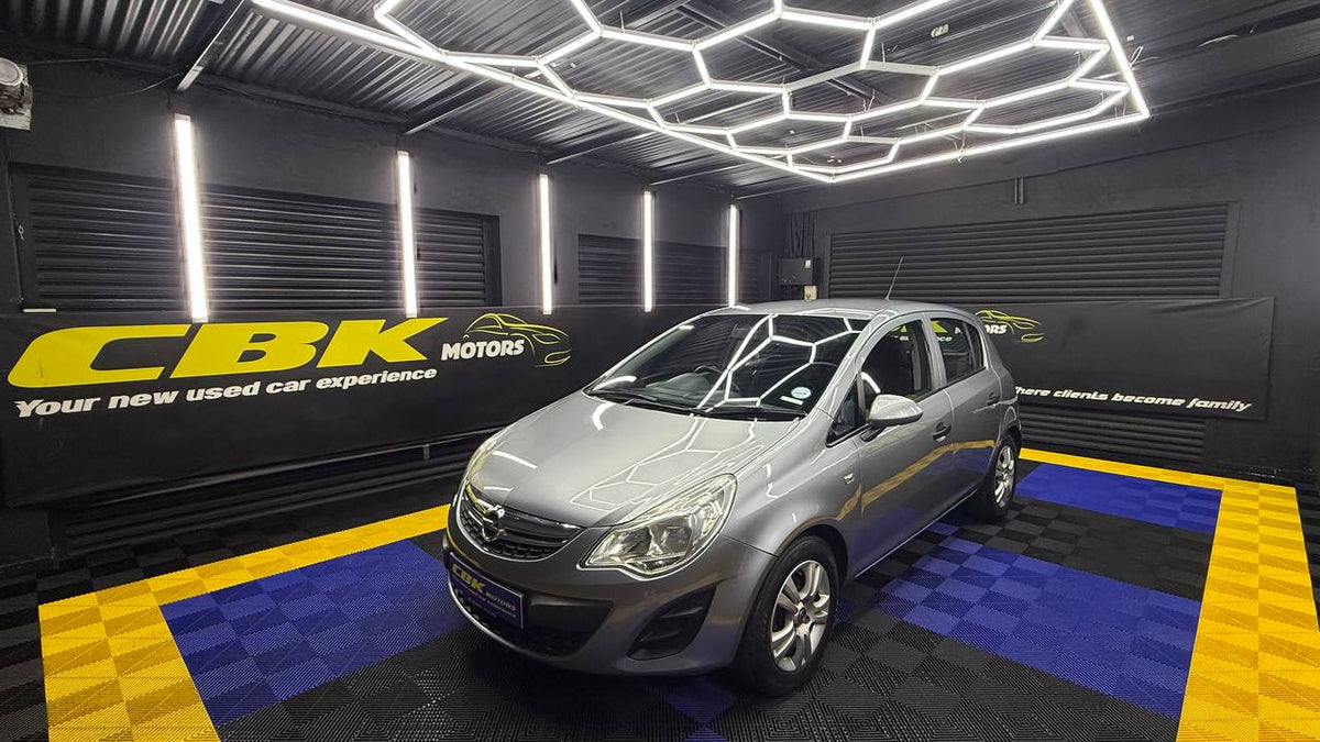 Opel - Corsa - 1.4 Essentia