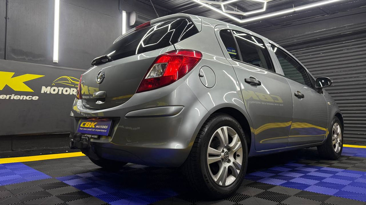 Opel - Corsa - 1.4 Essentia