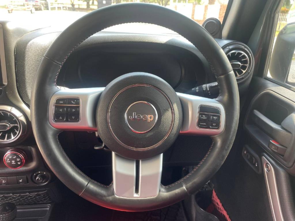 Jeep - Wrangler - 3.6L Rubicon 10th Anniversary