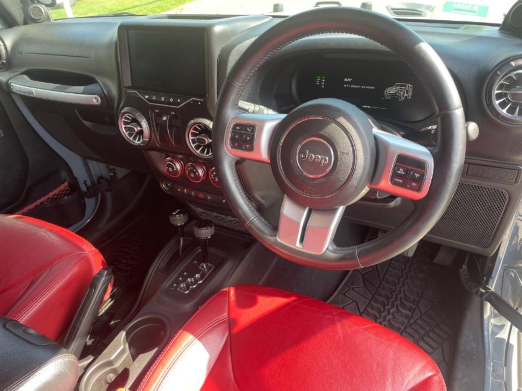 Jeep - Wrangler - 3.6L Rubicon 10th Anniversary