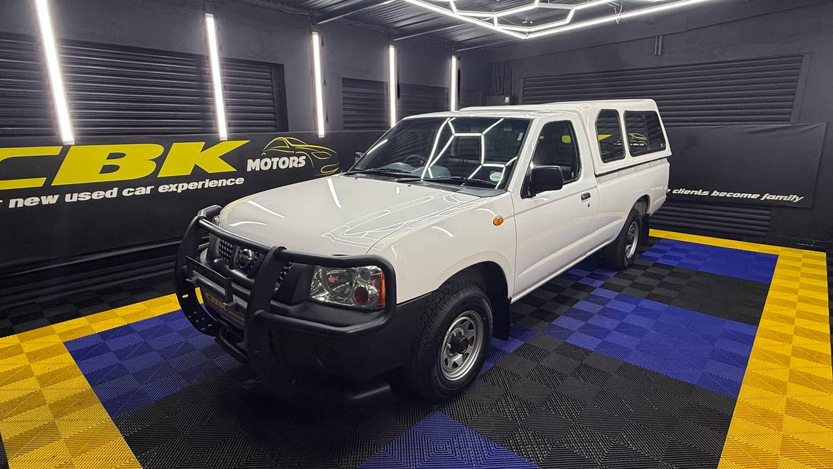 Nissan - NP300 Hardbody - 2.0