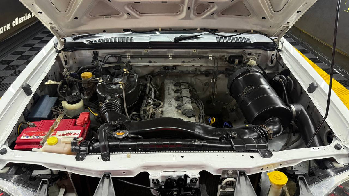 Nissan - NP300 Hardbody - 2.0