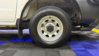 Nissan - NP300 Hardbody - 2.0