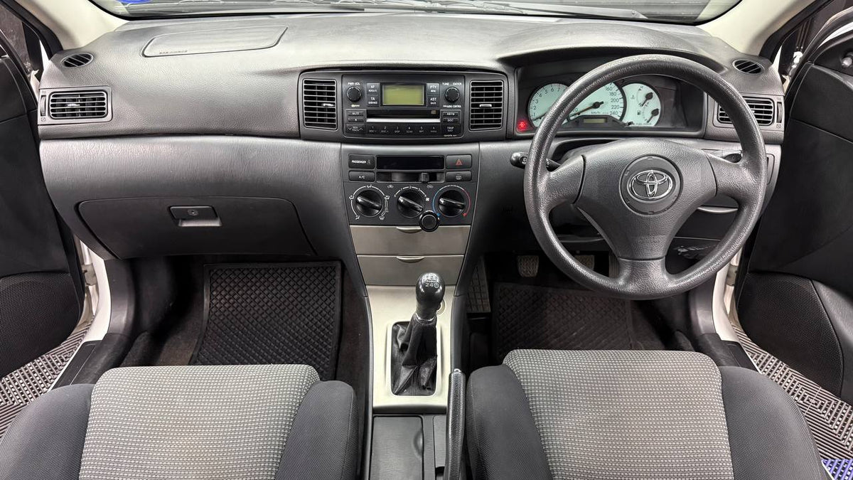 Toyota - RunX - 140 RT