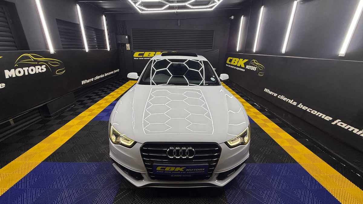 Audi - A5 - Sportback 2.0TDI SE