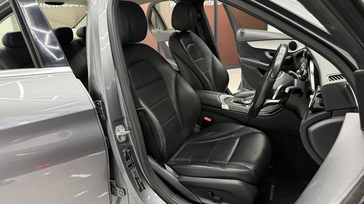 Mercedes-Benz - C-Class - C180 Avantgarde
