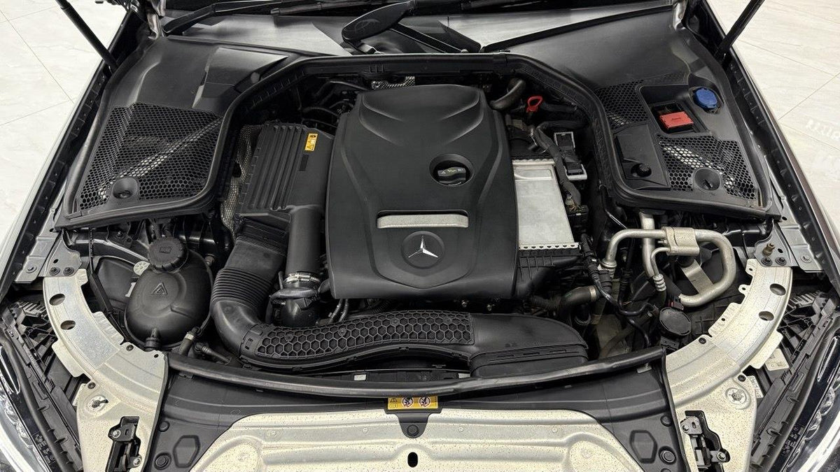Mercedes-Benz - C-Class - C180 Avantgarde