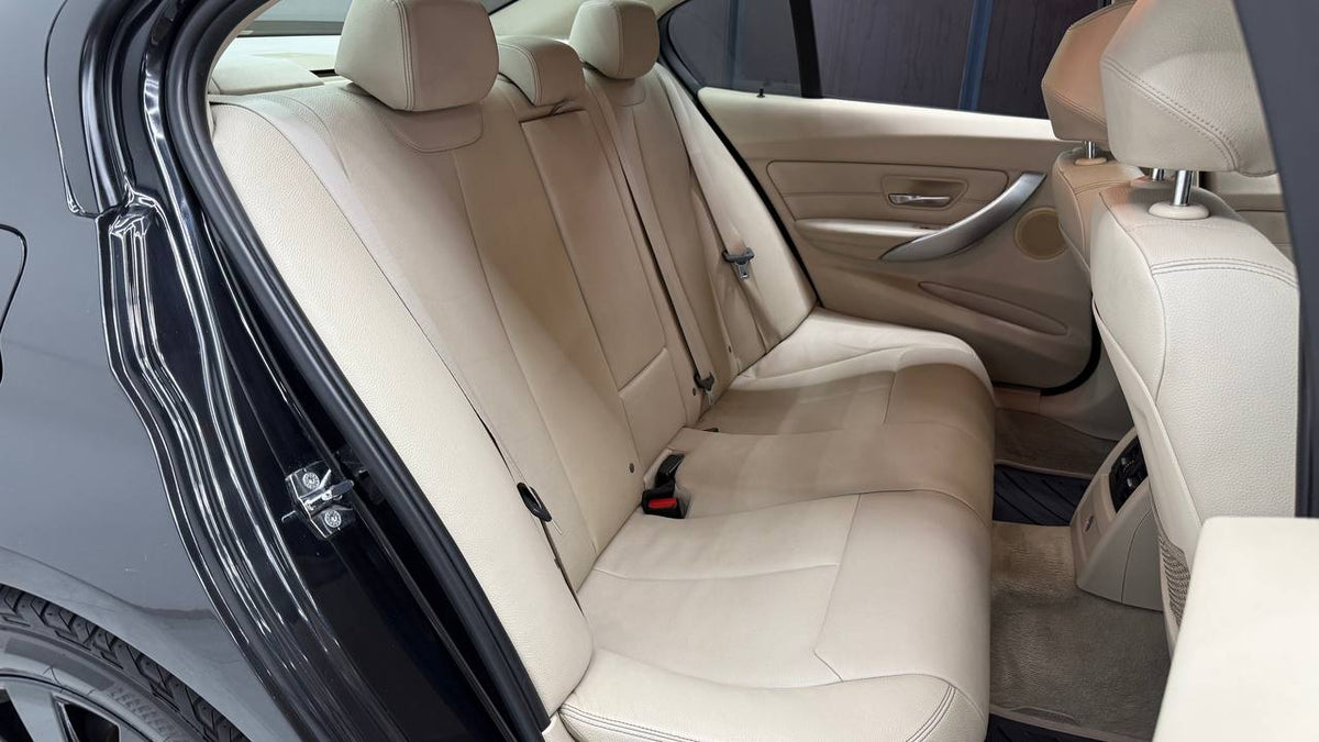 BMW - 3 Series - 320d Modern Auto