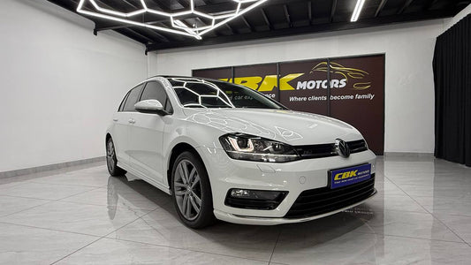 Volkswagen - Golf - 1.4TSI Comfortline R-Line