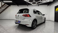 Volkswagen - Golf - 1.4TSI Comfortline R-Line