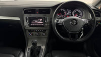 Volkswagen - Golf - 1.4TSI Comfortline R-Line