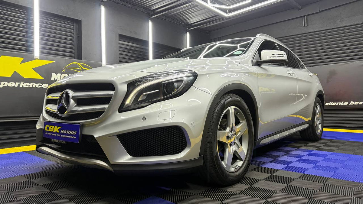 Mercedes-Benz - GLA - GLA200 Auto