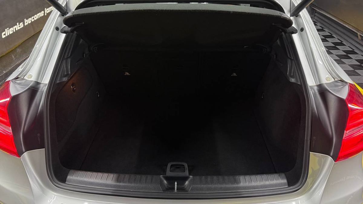 Mercedes-Benz - GLA - GLA200 Auto