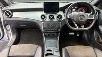 Mercedes-Benz - GLA - GLA200 Auto