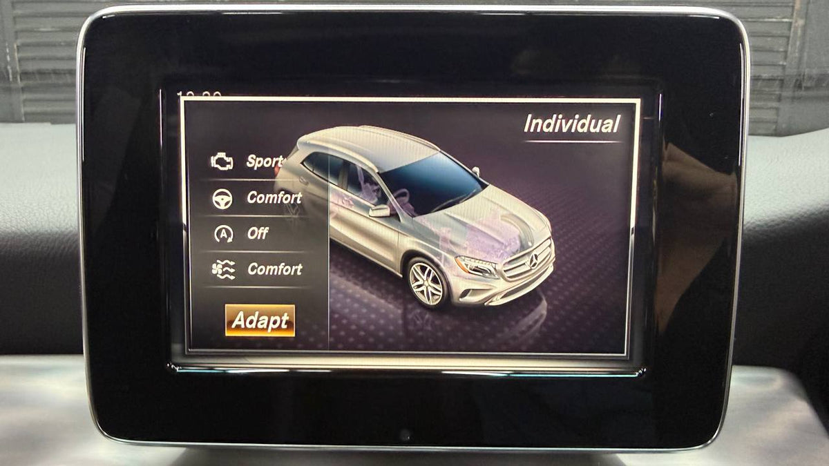 Mercedes-Benz - GLA - GLA200 Auto