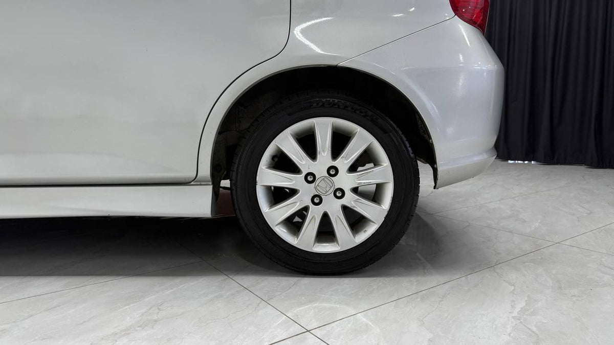 Honda - Jazz - 1.5 Auto
