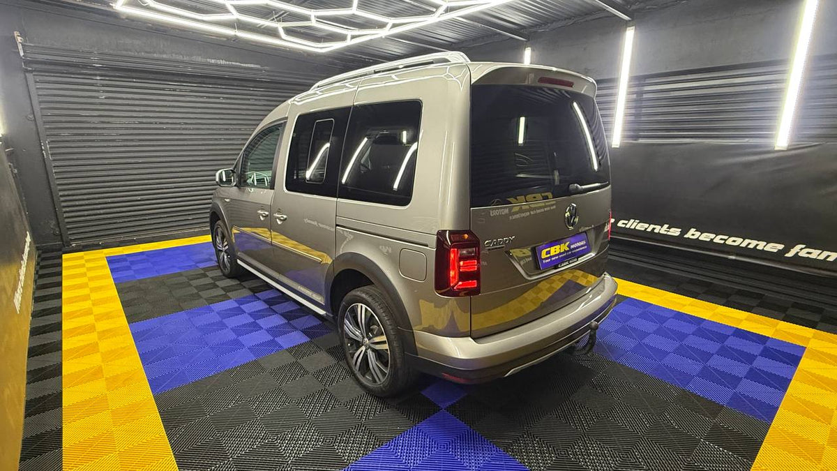 Volkswagen - Caddy - Alltrack 2.0TDI Auto
