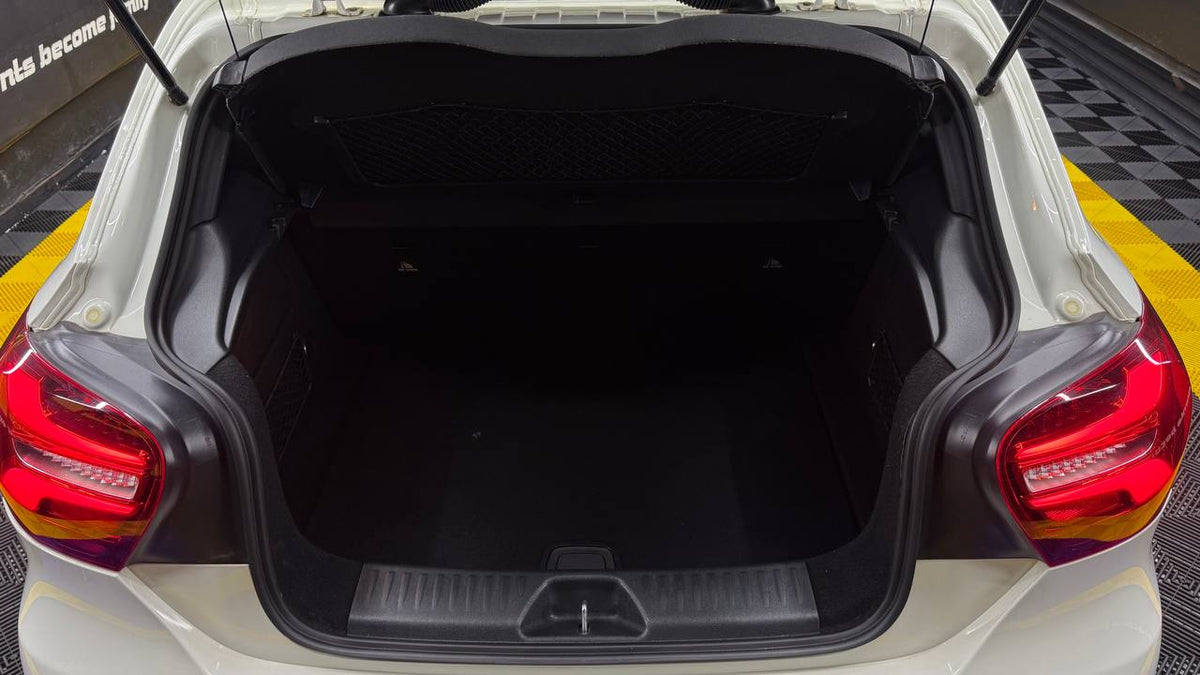 Mercedes-Benz - A-Class - A200 AMG Line Auto
