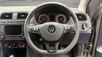 Volkswagen - Polo Vivo - Hatch 1.6 Comfortline Auto