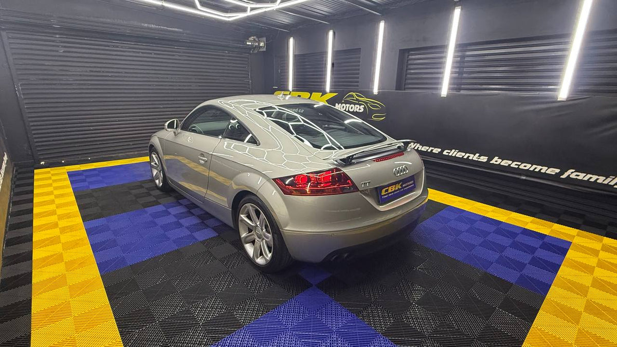 Audi - TT - 2.0T Auto